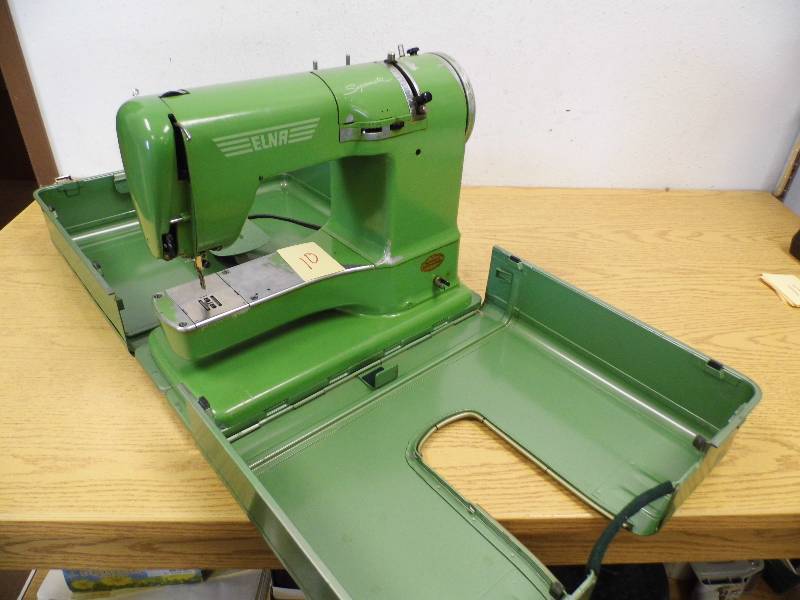 lot 10 image: Elna Supermatic Sewing Machine