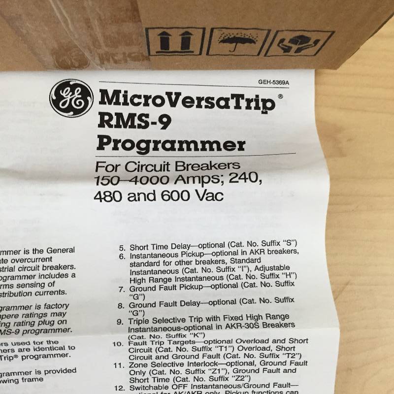 lot 64 image: GE TSVG308A Micro VersaTrip Ground Fault Neutral Current Sensor GE Micro Versatrip RMS-9 Programmer See the PDF Appears New In Box