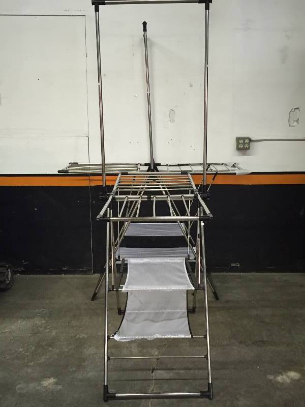 COLLAPSE ABLE LAUNDRY STANDS (2)