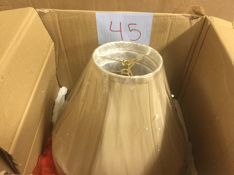 lot 45 image: 3 PC Lamp Set
