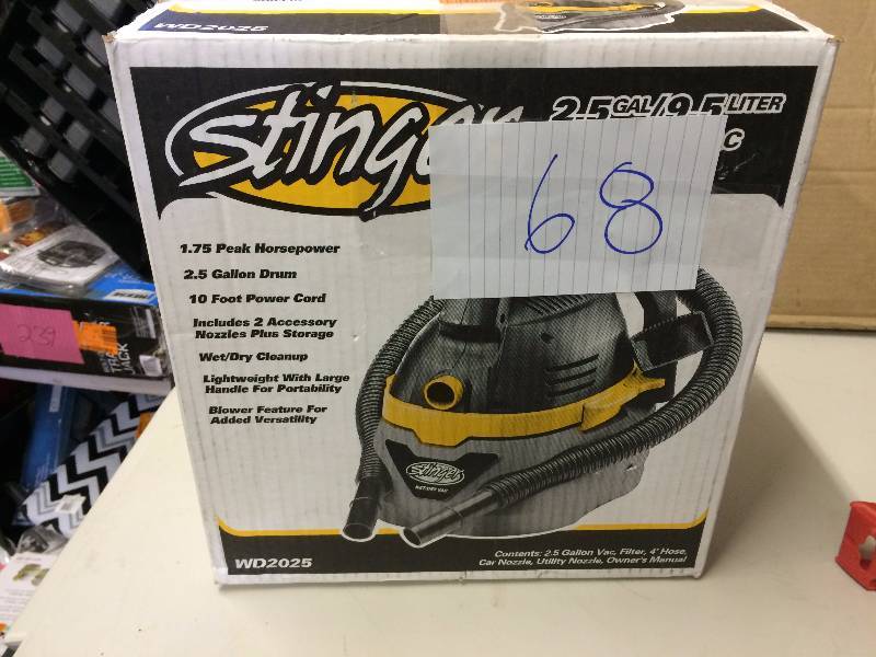 lot 68 image: Stinger 2.5 Gal Vac