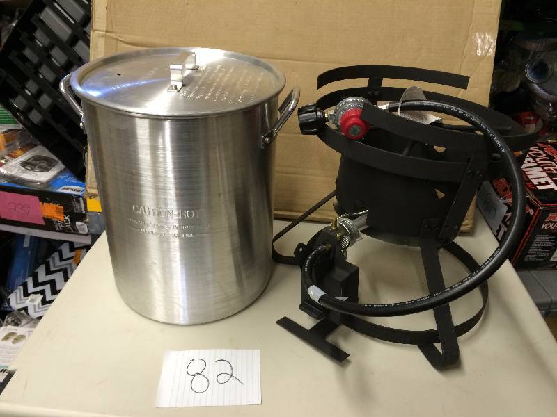lot 82 image: 30QT Turkey Fryer Set missing Attachments TF2089904-RG-00