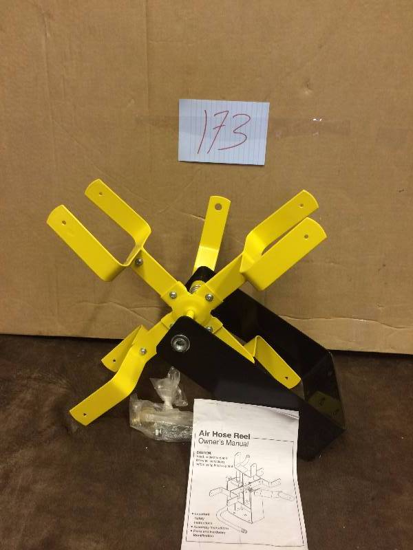 lot 173 image: Air Hose Reel