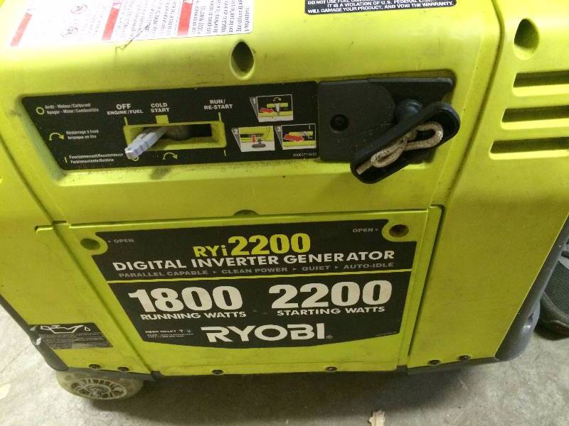 lot 184 image: RY2200 1800 running Watts Generator- used - Tested works