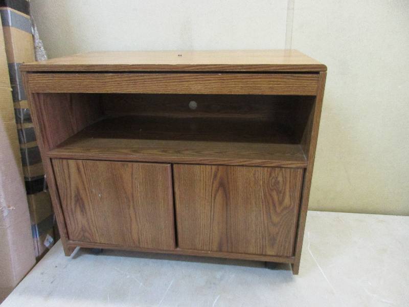 lot 66 image: TV stand