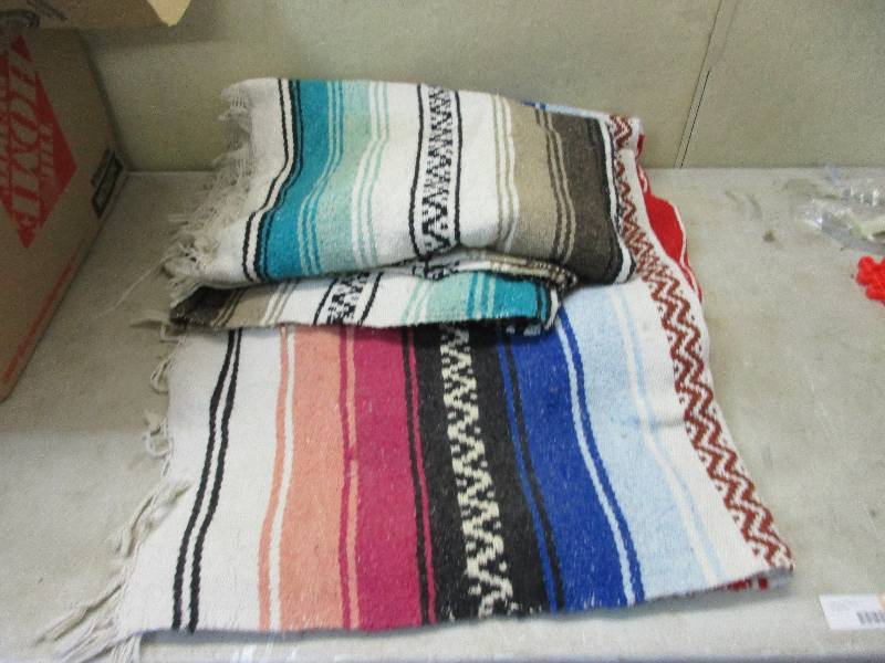 lot 100 image: Western blankets