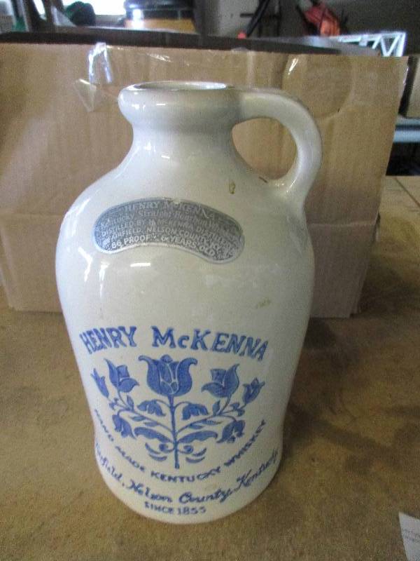 lot 123 image: Whiskey Jug