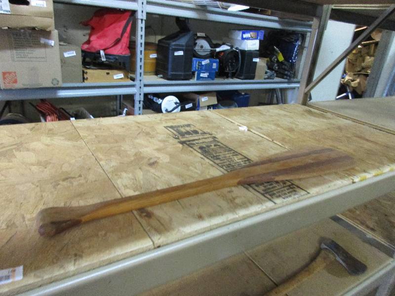 lot 168 image: Paddle