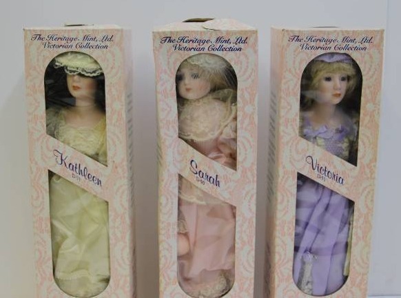 lot 1 image: Heritage Mint, Ltd Victorian Collection