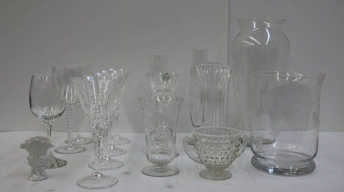 lot 24 image: Crystal Collectible Glassware
