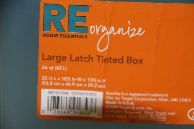 lot 28 image: Plastic Storage Tub
