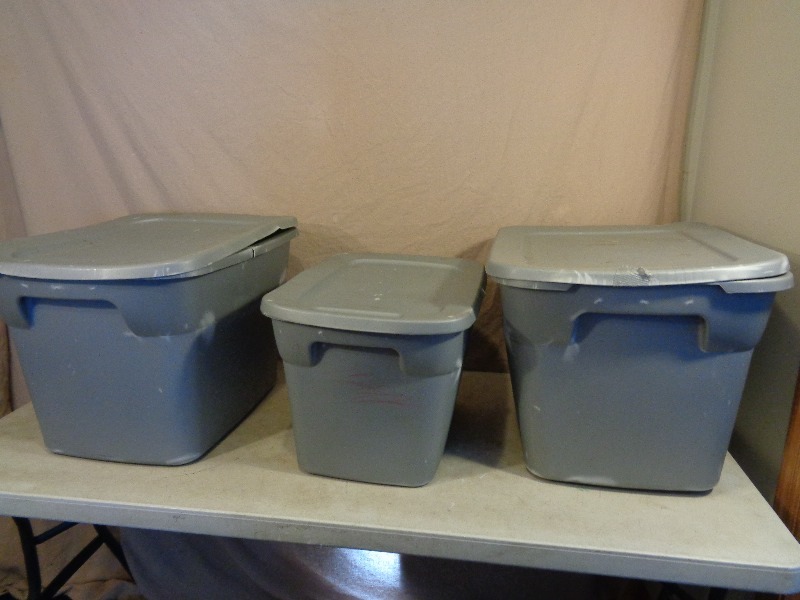 3 Assorted Totes with Lids