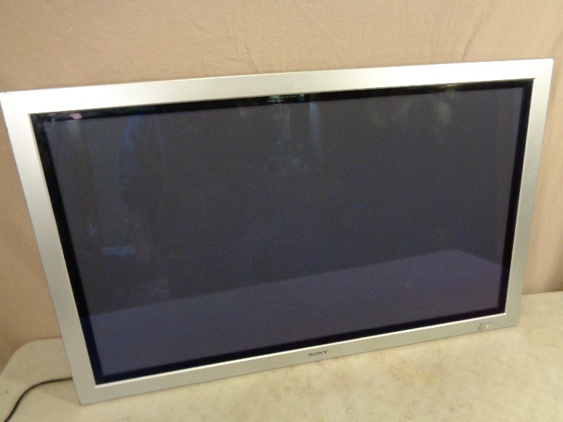 Sony 42 Flat Panel Display TV