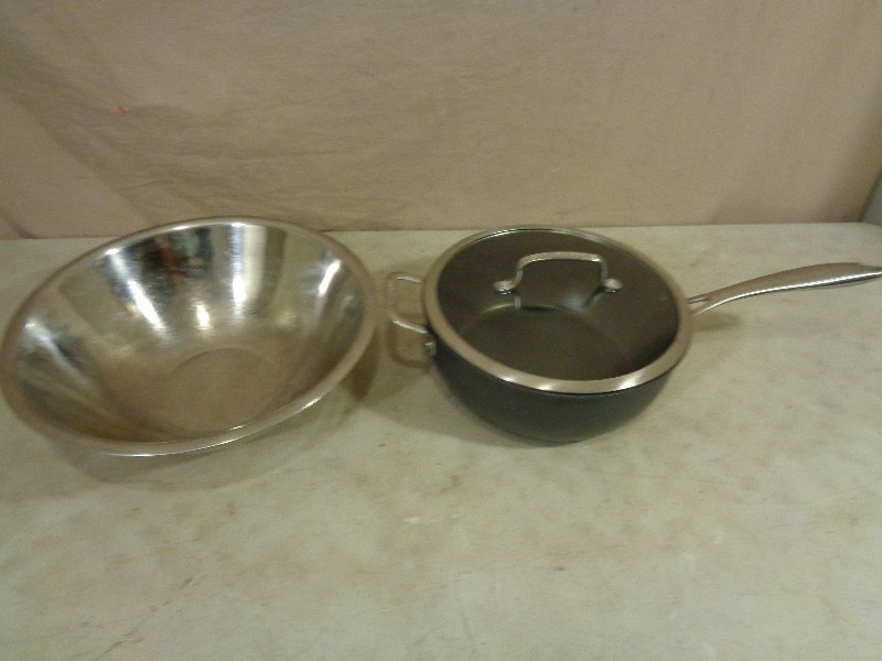 SS Bowl and Cuisinart Chefs Pan with Lid