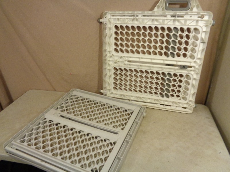 2 BabyPet Gates