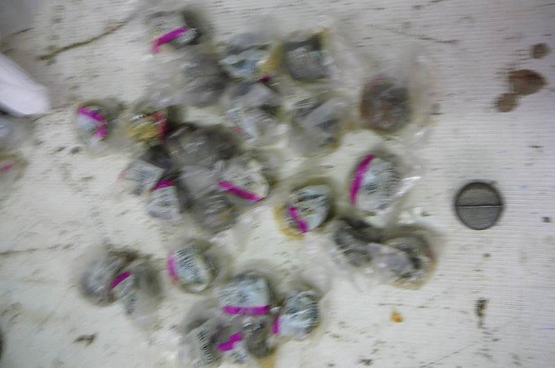 12 Black Cap