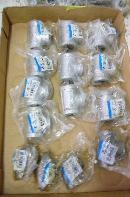 34 x 34 x 12 Galvanized Reducing Tee - 34 Black 90 Elbow - 34 Black Tee