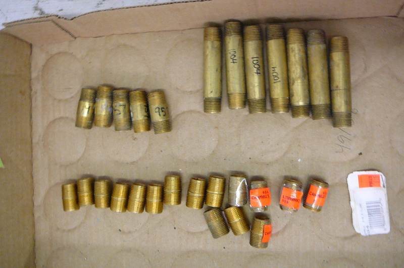 38 Brass Nipples close - 1 12 - 3 28 Count