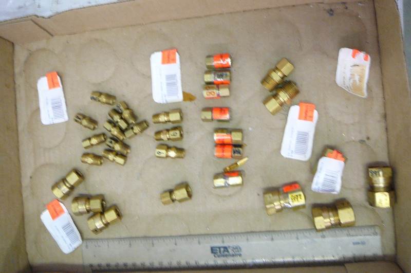 Adaptor fitting 18 x 18  18 x 14  38 x 38  58 x 12  30 count