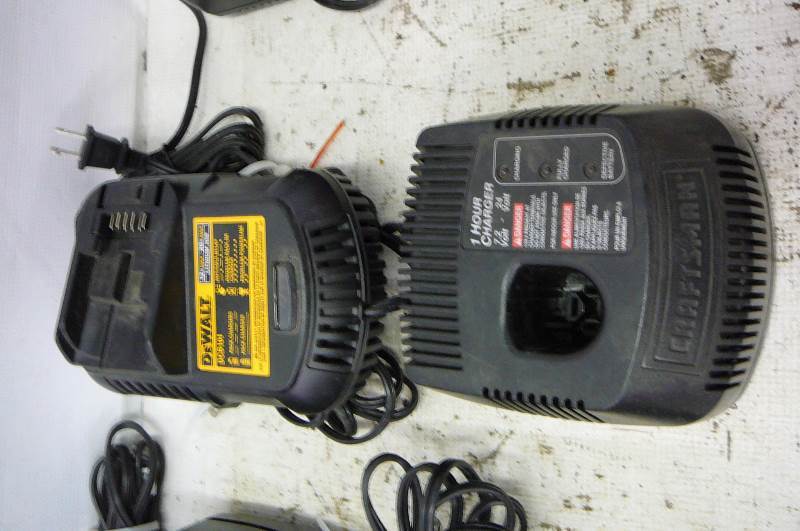 Dewat DCV101 12 vmax  20 vmax charger  craftsman 7.2 - 24 volt charger