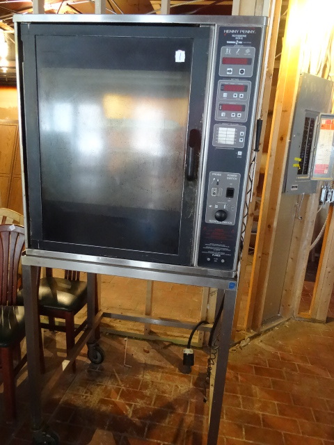 lot 1 image: Henny Penny Rotisserie