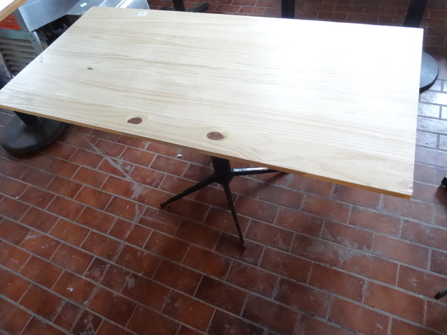 lot 29 image: 48 X 23 Metal Framed Table
