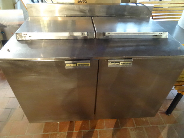 lot 69 image: Ractone Refrigerated Prep Station