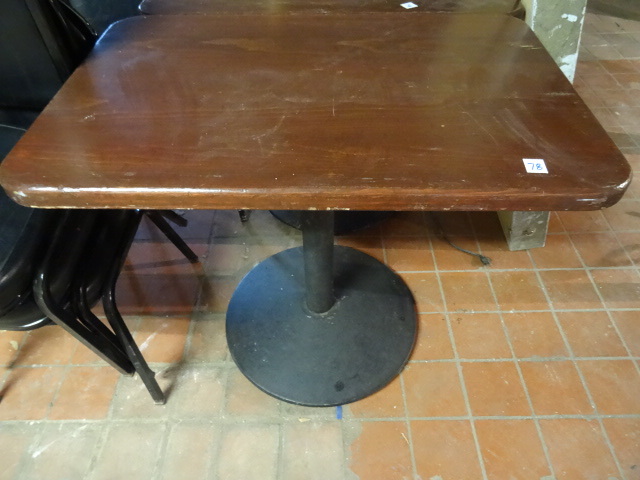 lot 78 image: 36 X 24 X 30 Table With Metal Base