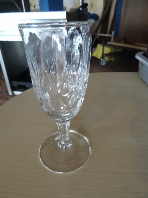 lot 95 image: 36 Small Decorative Juice Glasses