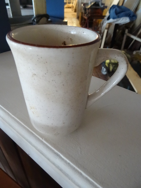 lot 99 image: 33 Coffee Cups