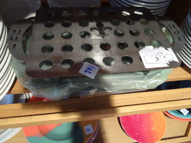 lot 102 image: 2 Metal Hot Plates