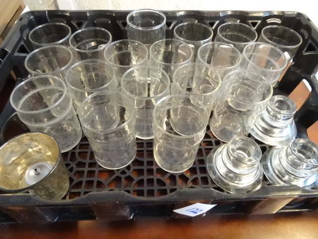 lot 122 image: Juice Glasses