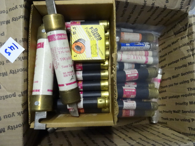 Box of Misc Fuses