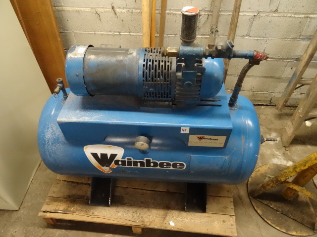 Wainbee  Air Compressor Untested