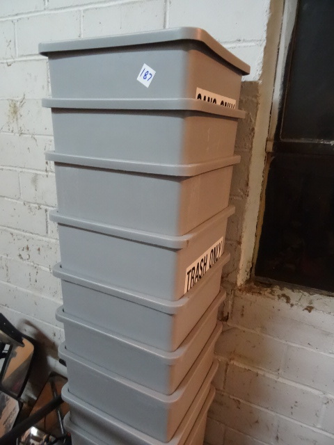 9 Plastic Garbage Cans
