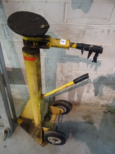 Semi Trailer Front Support Stand