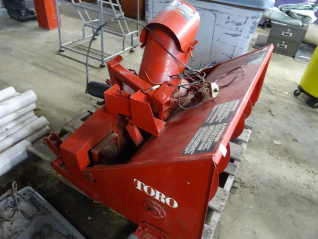 Toro Ground Master 72 Snowblower