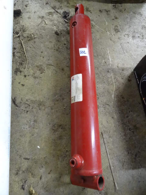 New Hydraulic Cylinder 3 X 16 250 PSI