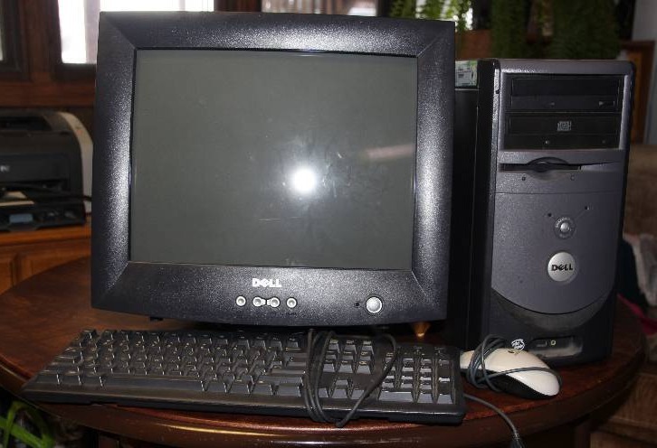 lot 1 image: Dell Dimension CPU, Monitor, Keyboard & Mouse