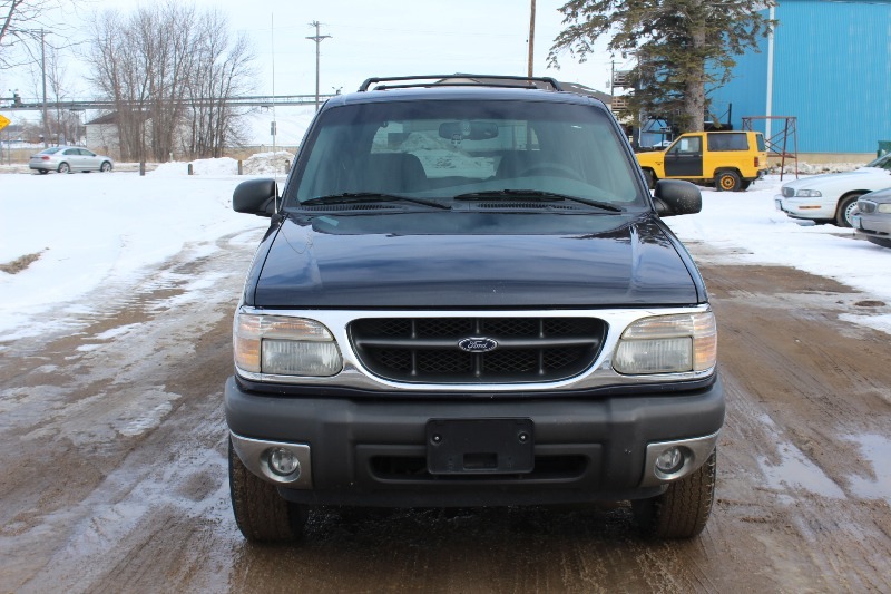 2000 Ford Explorer XLT 4x4