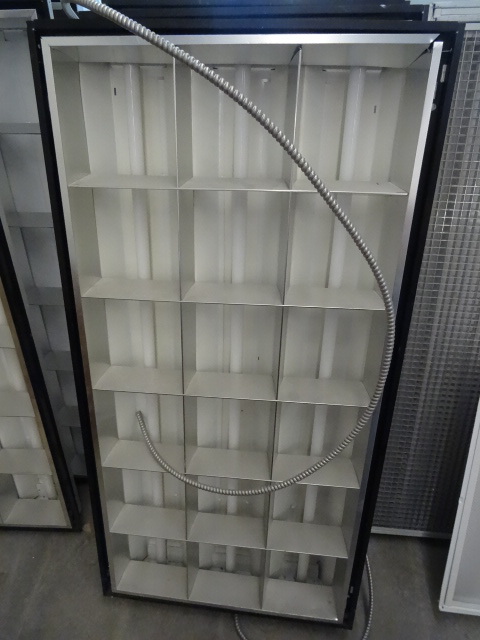2 X 4 In Ceiling Lights Qty 4 T8
