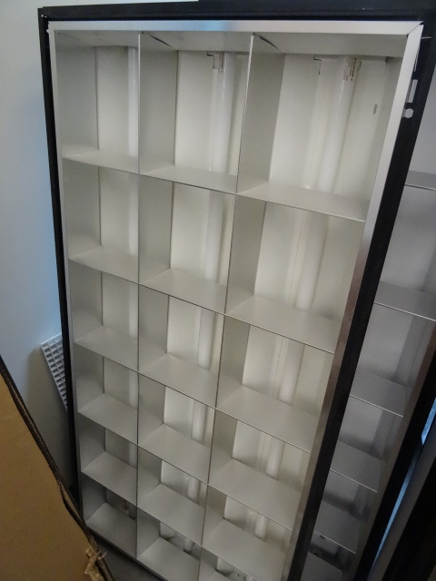 2 X 4 In Ceiling Lights Qty 4 T8