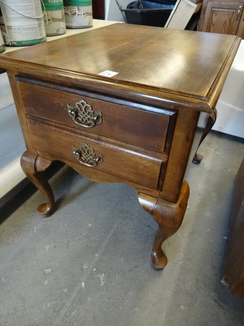 Wood End Table with 1 Drawer