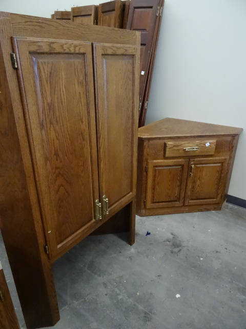 Corner Cabinet Wood Oak.