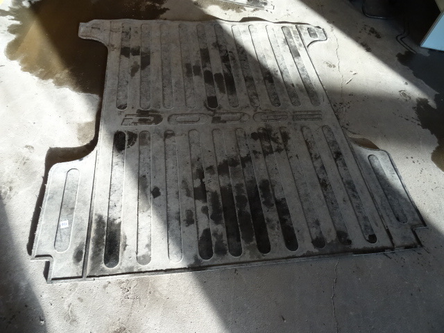 Dodge Rubber Bed Mat For 6 Box