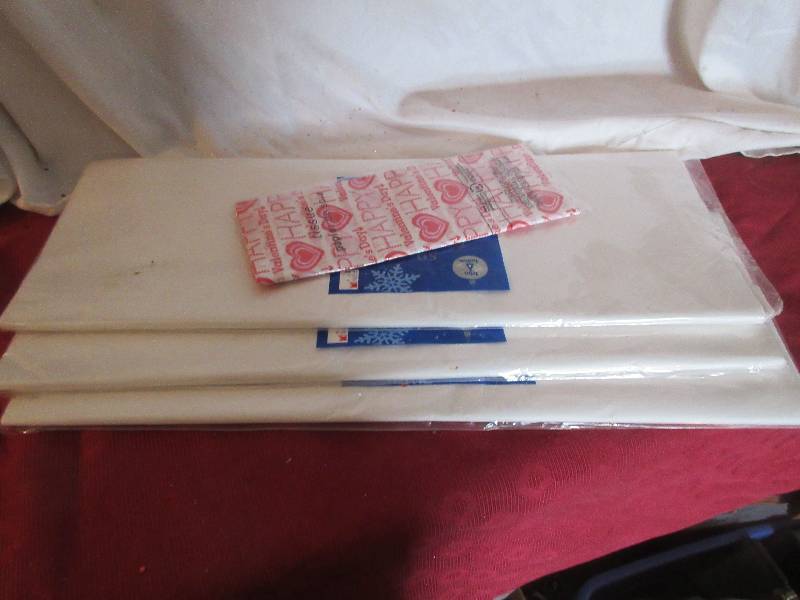 lot 24 image: TISSUE PAPER