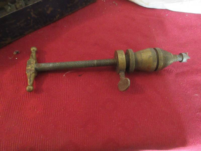 lot 41 image: VINTAGE WHOLE BORER