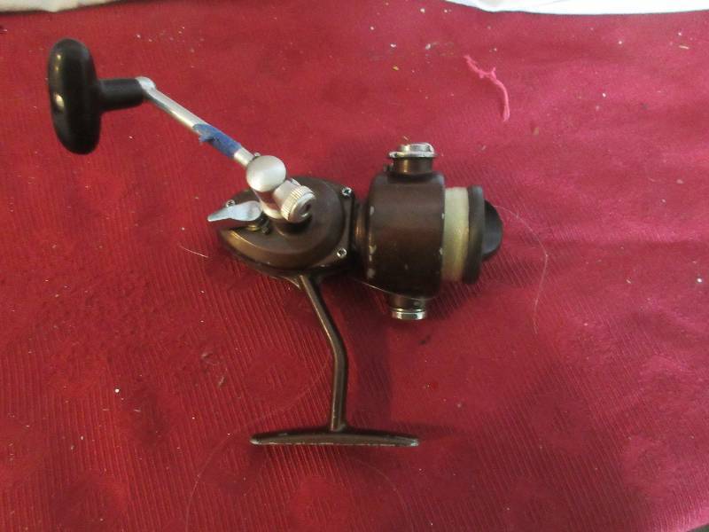 lot 63 image: VINTAGE BALL BEARING ANODIZED SPOOL REEL