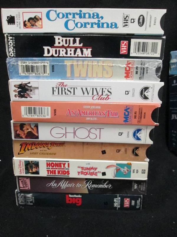 Variety VHS Movies Lot of 10...