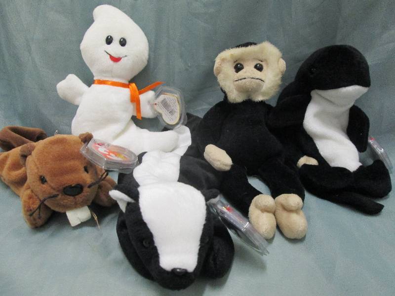 Variety of 5 Beanie Babies...